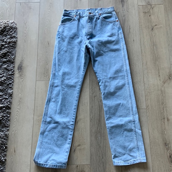 Wrangler Slim Fit Jeans - Picture 3 of 8